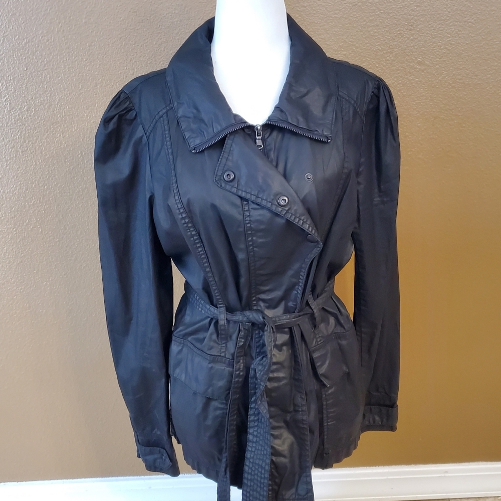 Womans Jacket, Converse Large